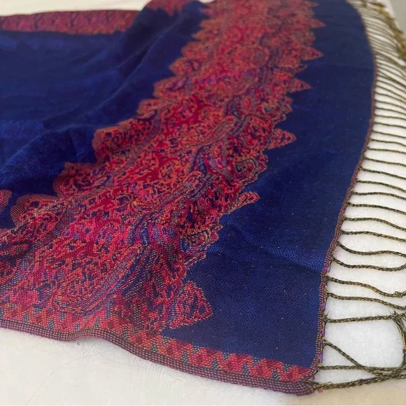 ❌Sold❌ Thick scarf pink and blue veil hijab - Picture 6 of 6